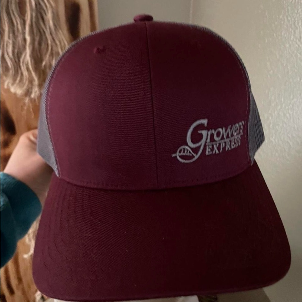 Growers Express Maroon and Gray Cap